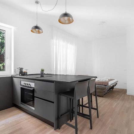 Mi Casa - Appartamento In Ponte Nuovo 밀라노 외부 사진