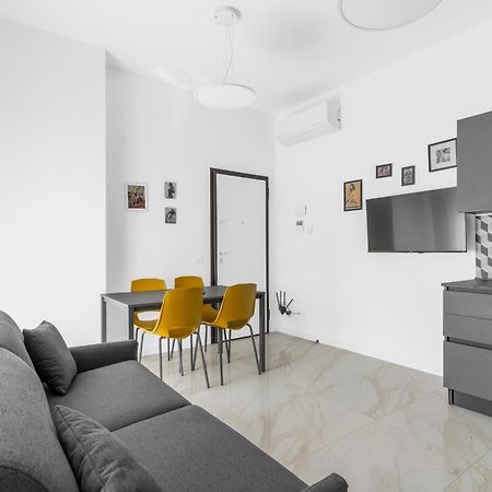 Mi Casa - Appartamento In Ponte Nuovo 밀라노 외부 사진